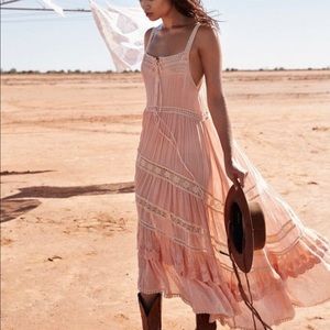 SPELL Prairie Dress Pink Blush